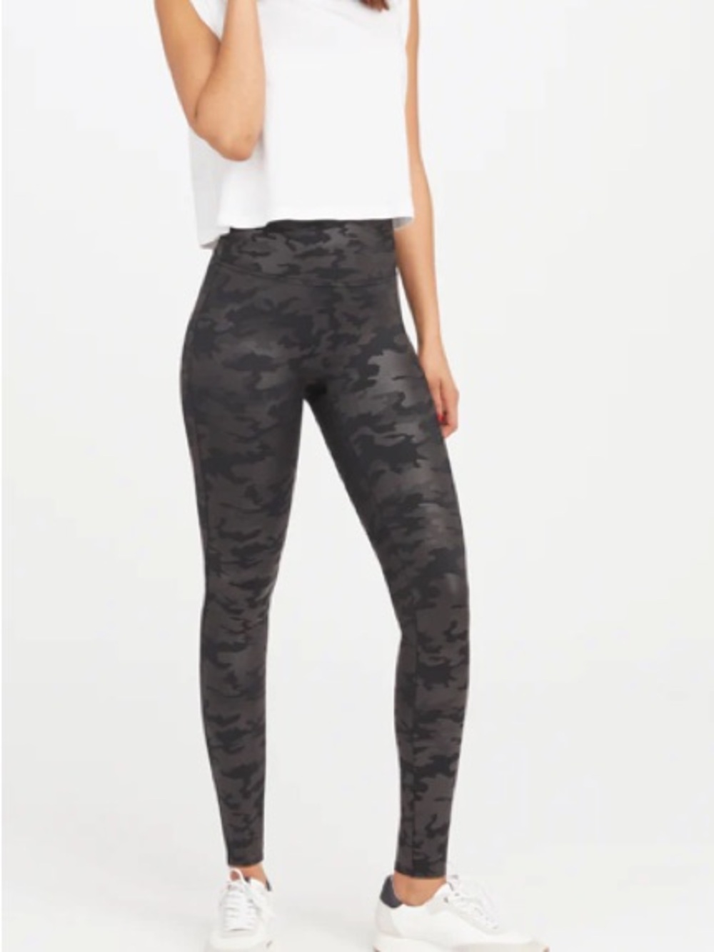 SPANX High-Waist Faux LeatherCamo Leggings in Black & Gray Size Large